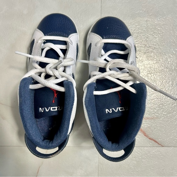 Air Jordan 6 Retro Blue & White Sneakers Shoes Boys Size 10 - Picture 6 of 7